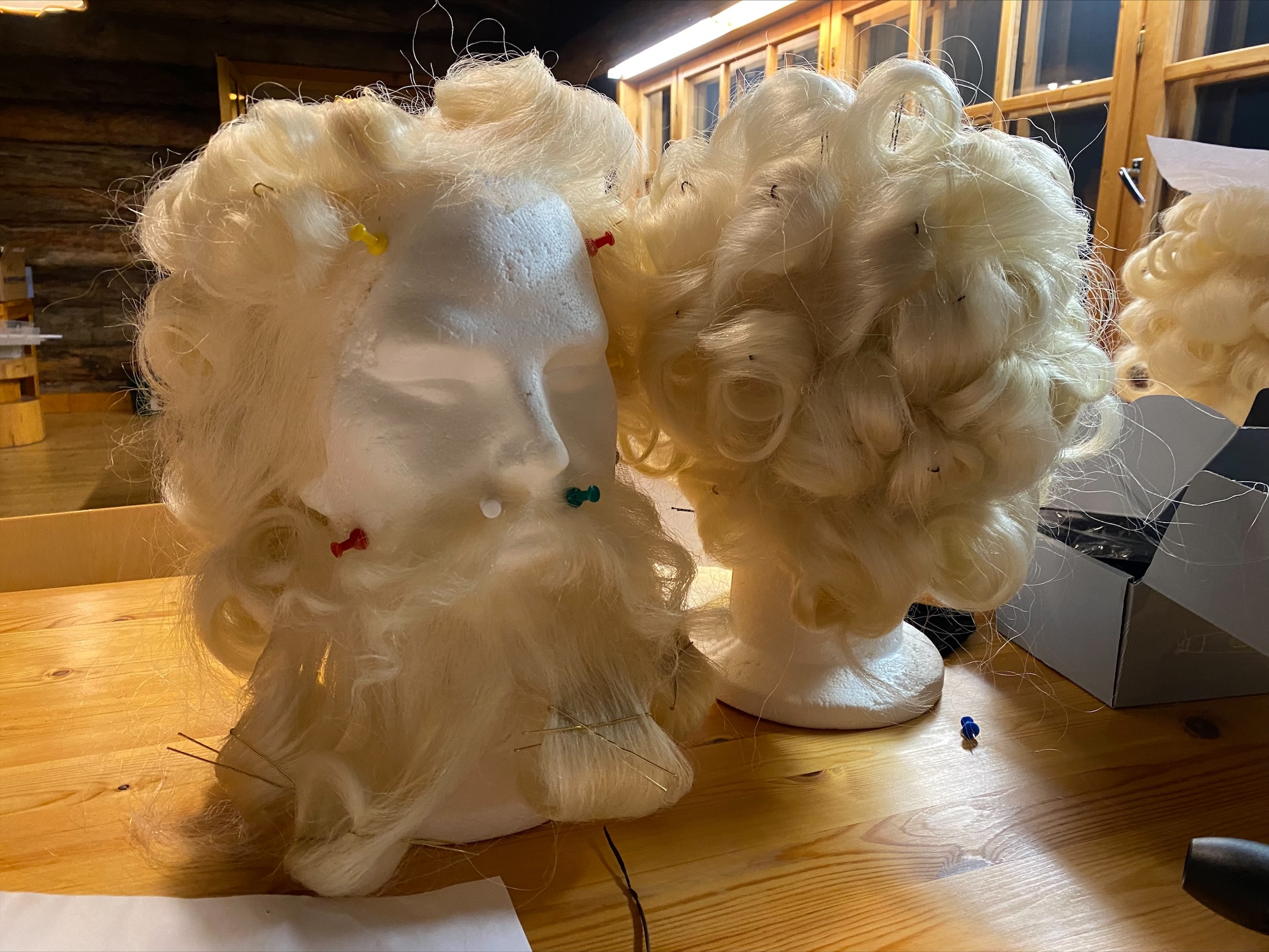 santas wigs